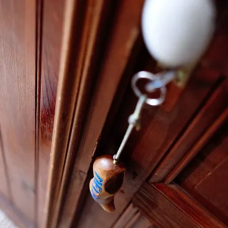 ベッド・アンド・ブレックファスト Le Poujastou Juzet-de-Luchon