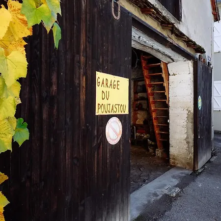 ベッド・アンド・ブレックファスト Le Poujastou