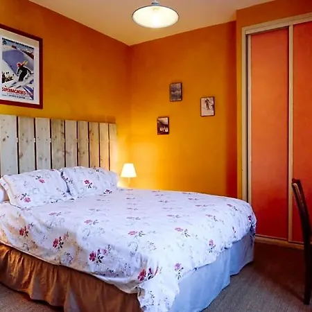 Le Poujastou Bed and breakfast Juzet-de-Luchon