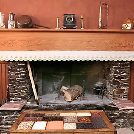 Bed & Breakfast Le Poujastou 3*