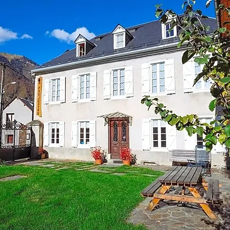 Bed & Breakfast Le Poujastou